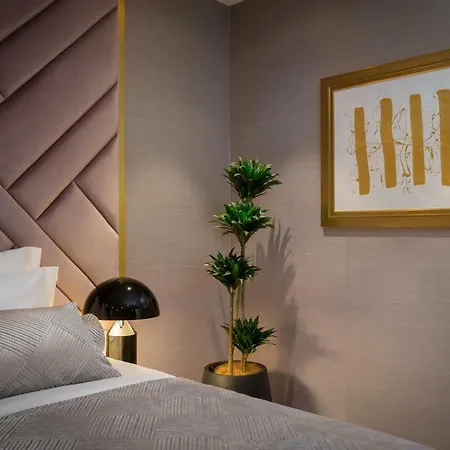 Five Elements Luxury Rooms-3